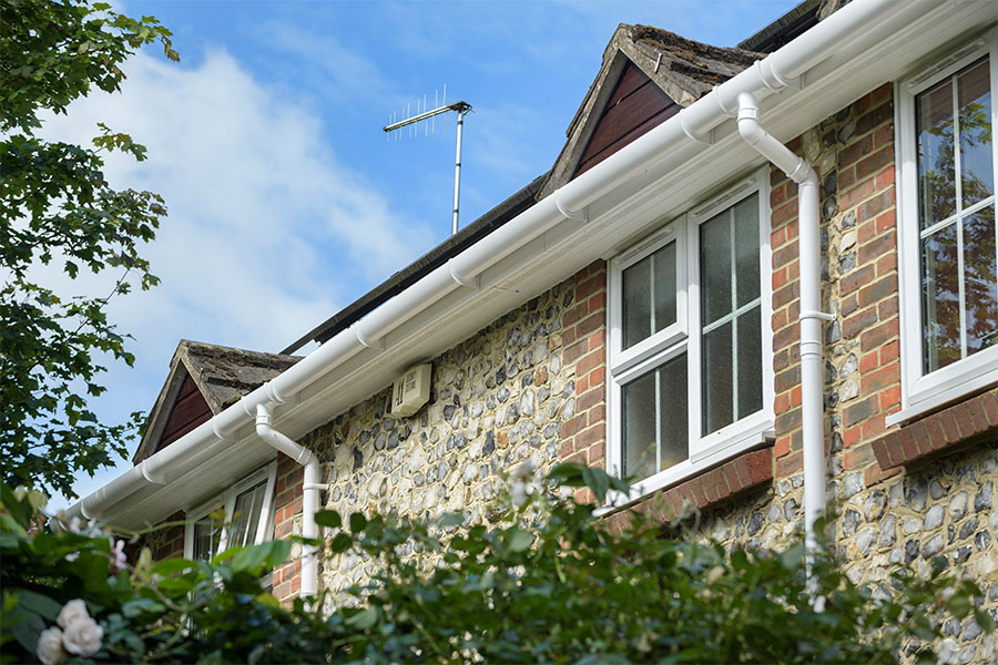 Fascias, Soffits & Guttering image 1