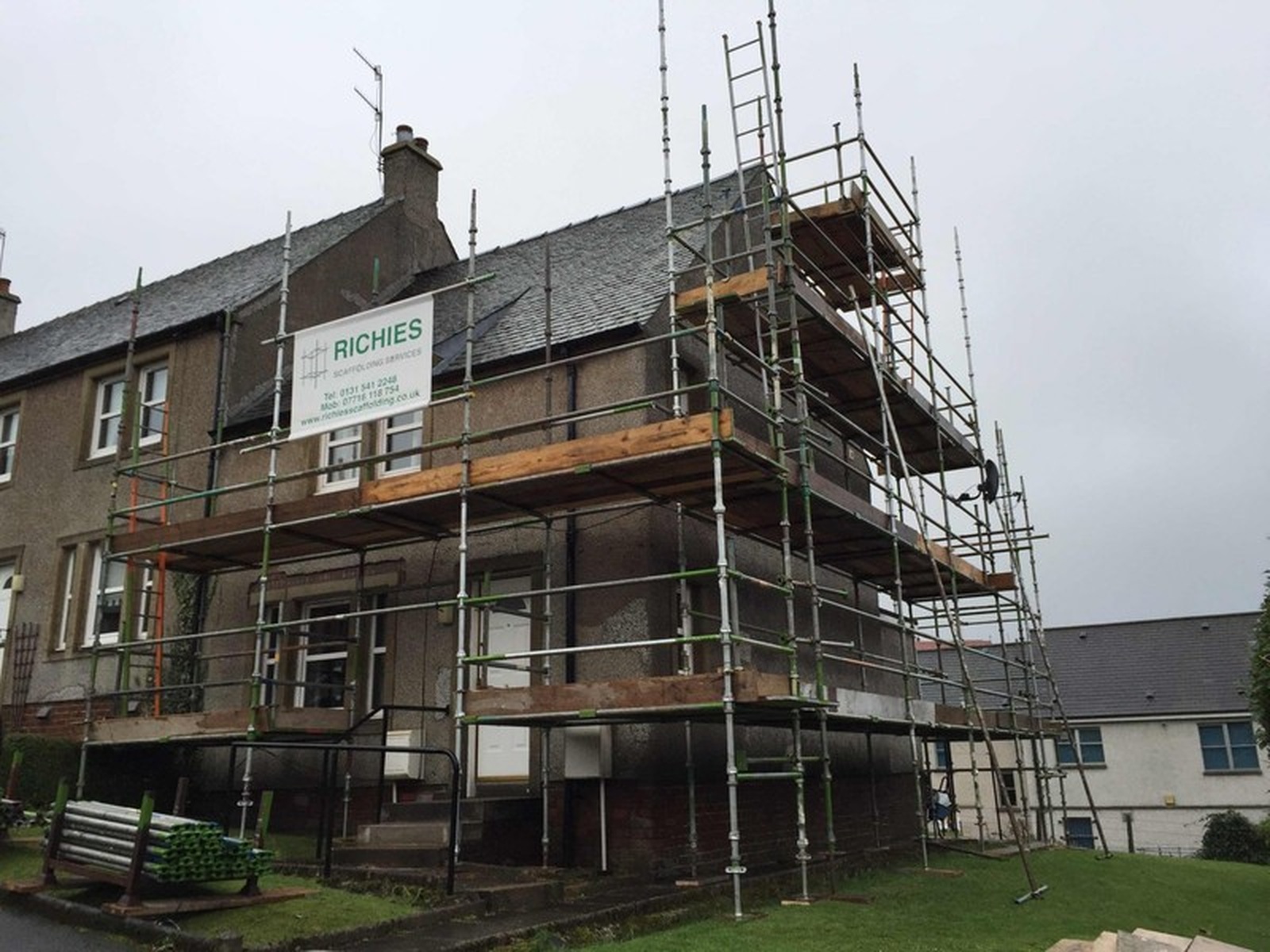 Edinburgh Tenement Scaffolding